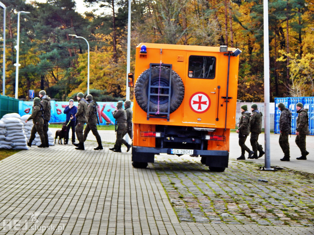 ZAMACH TERRORYSTYCZNY w usteckim porcie