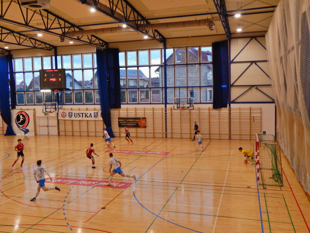 Ustka. Inauguracja Ligi Juniorów w futsalu [FOTO]