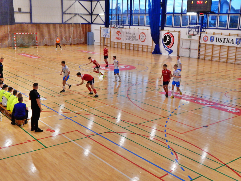 Ustka. Inauguracja Ligi Juniorów w futsalu [FOTO]