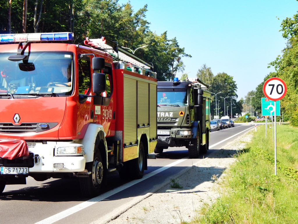 Zderzenie trzech aut na DK-21! [FOTO]