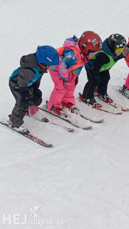 ​Mali mistrzowie na stoku: Przedszkolaki z Krępy Słupskiej
