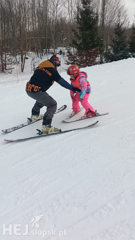 ​Mali mistrzowie na stoku: Przedszkolaki z Krępy Słupskiej