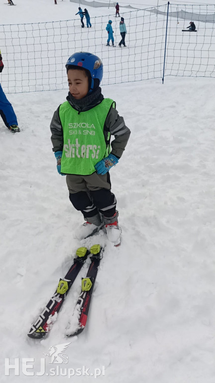​Mali mistrzowie na stoku: Przedszkolaki z Krępy Słupskiej