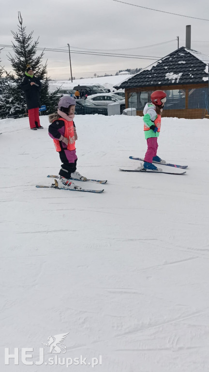 ​Mali mistrzowie na stoku: Przedszkolaki z Krępy Słupskiej