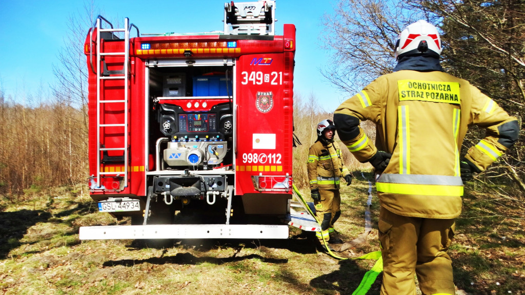 Strażacy ćwiczyli walkę z pożarem lasu [FOTO]