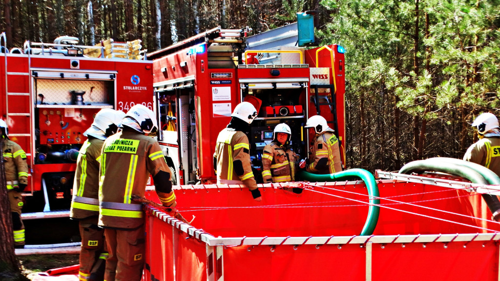 Strażacy ćwiczyli walkę z pożarem lasu [FOTO]