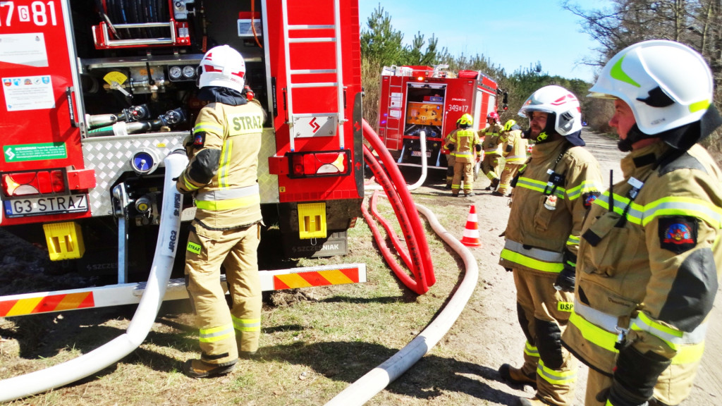Strażacy ćwiczyli walkę z pożarem lasu [FOTO]