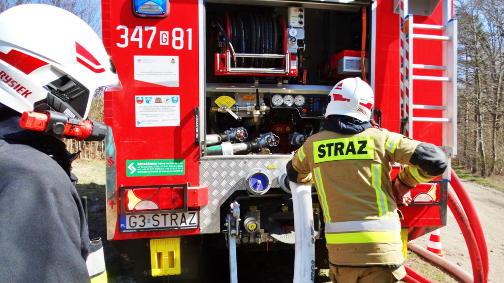 Strażacy ćwiczyli walkę z pożarem lasu [FOTO]
