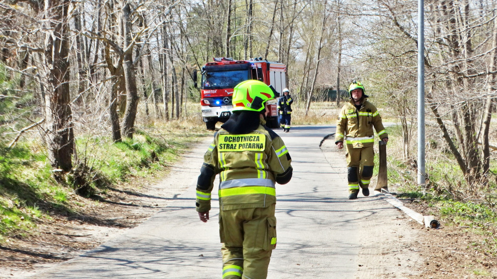 Strażacy ćwiczyli walkę z pożarem lasu [FOTO]