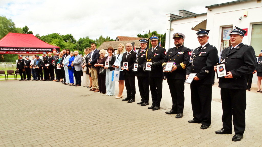 Remiza dla strażaków. Święto w Duninowie [FOTO]