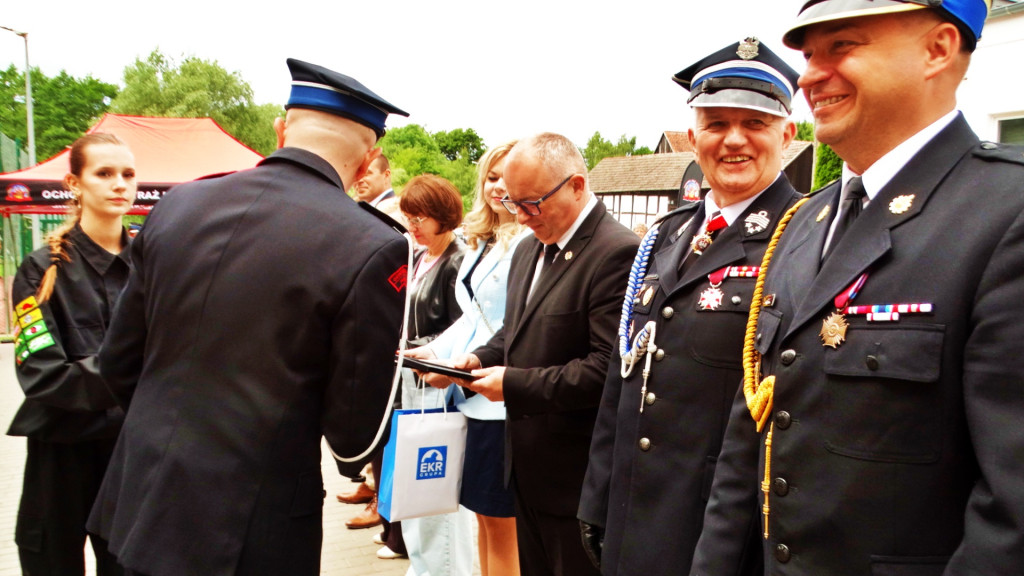 Remiza dla strażaków. Święto w Duninowie [FOTO]