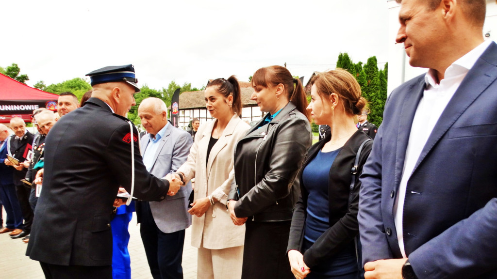 Remiza dla strażaków. Święto w Duninowie [FOTO]