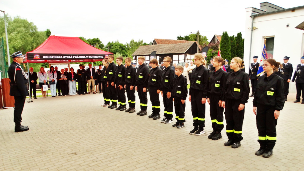 Remiza dla strażaków. Święto w Duninowie [FOTO]