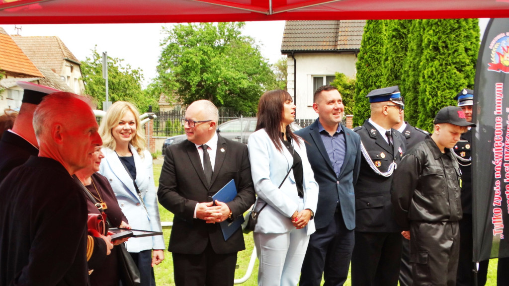 Remiza dla strażaków. Święto w Duninowie [FOTO]