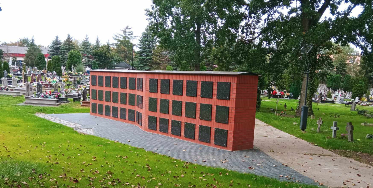 W PROCH SIĘ OBRÓCISZ… Zbudowali kolumbarium za ĆWIERĆ MILIONA złotych