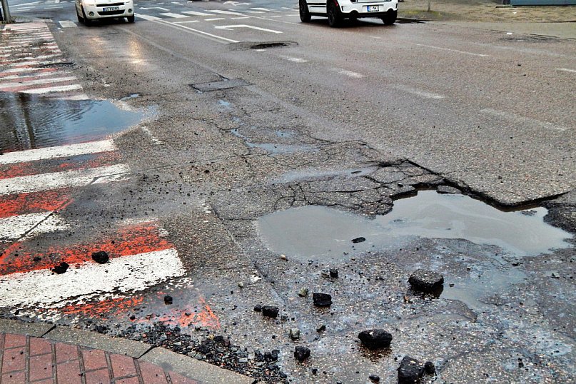 Mieszkańcy WŚCIEKLI na drogi po zimie [FOTO]