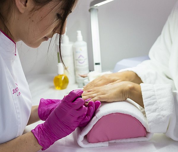 Miliony kobiet używa tych produktów. Wkrótce znikną z rynku-8012