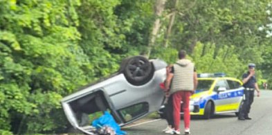 Dachowanie pod Słupskiem. Policja apeluje o ostrożność-8258