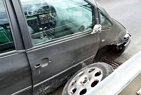 Pijany kierowca ROZTRZASKAŁ SIĘ w Ustce. Miał ponad 2,4 promila!-9092