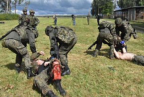 Setki tysięcy Polaków pójdą na szkolenie. Wojsko otwiera drzwi dla cywilów-10052