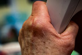 Oszustwo „na kredyt” w Słupsku. 74-latka straciła PÓŁ MILIONA złotych!-10551