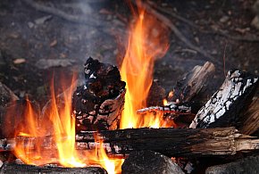 Rośnie kara. Jeden błąd przy ogniu i 30 tys. zł nie twoje!-10600