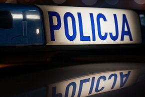 Prowadził mimo SZEŚCIU ZAKAZÓW! Był poszukiwany do ODSIADKI!-10954