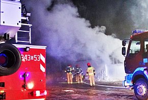 Pożar hali w Grabnie. Duże zadymienie i szybka interwencja służb!