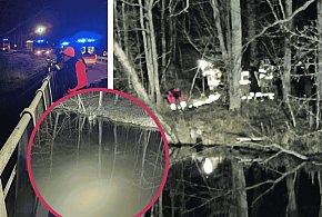 Tragedia w Kępicach. Samochód z rodziną wpadł do Wieprzy, jedna osoba nie żyje