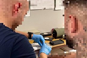 Słupsk: Policjanci weszli do mieszkania. Znaleźli 700 gramów metamfetaminy