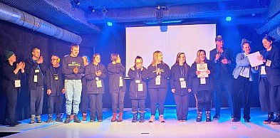 Teatr Osobliwy znów doceniony za granicą! „Wysnute” z dwiema nagrodami