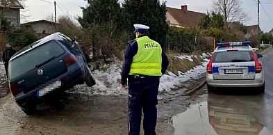 Uciekał przed policją. W aucie ZOSTAWIŁ żonę i 5-letnią córkę!
