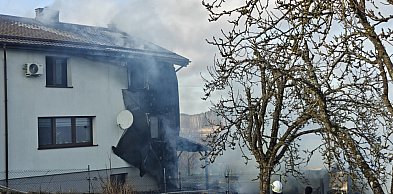 Kolejny pożar w powiecie słupskim. Płonie dom w Dobieszewie!