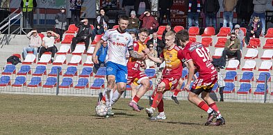 Bolesna porażka Gryfa na inaugurację wiosny. Trzy punkty jadą do Chojnic