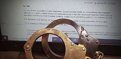 Słupsk: Sprzedawały w sieci, straciły fortunę. Oszuści znów uderzają