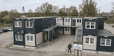 Kontenery zamiast mieszkań? Wójt Główczyc ma POMYSŁ
