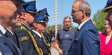 Strażacy świętowali w Słupsku. Wręczono awanse i odznaczenia [LISTA]