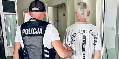Był poszukiwany za NARKOTYKI. 48-latek usłyszał KOLEJNE zarzuty!-9217