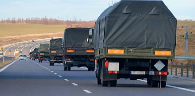 Wzmożony ruch wojskowych kolumn. Apel do kierowców z regionu!-9219