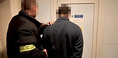 Kolumbijczyk ZATRZYMANY! Znalazł portfel i próbował płacić cudzą kartą!-10569