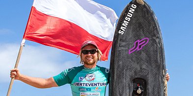 Rekord dla Malwinki! Polak przepłynie Bałtyk na desce windsurfingowej!-9269