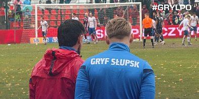 Gryf przegrał z Kolejorzem! Kibice dumni z drużyny, wściekli na sędziego!-9944