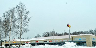 Gmina Ustka kontratakuje. Chcą zabrać miastu… Biedronkę
