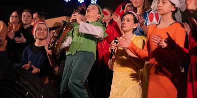 „Bunt lektur” w Siemianicach. Młodzi aktorzy zapraszają