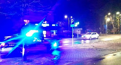 Potrącenie 72-latka na przejściu w Ustce. Policja SZUKA SPRAWCY!-10157