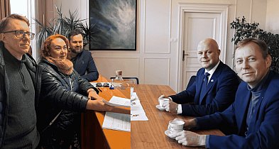 Szewczyk powiększa Słupsk, Konwiński buduje chodniki w Trzebielinie