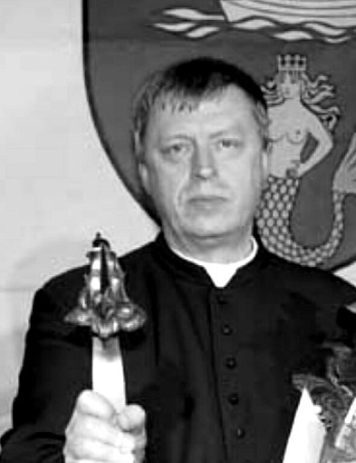 Nie żyje ks. prof. Jan Turkiel. Wieloletni proboszcz z Ustki miał 72 lata
