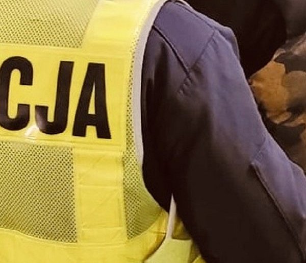 Policjant po służbie rozpoznał poszukiwanego. 45-latek TRAFIŁ ZA KRATKI!-10121