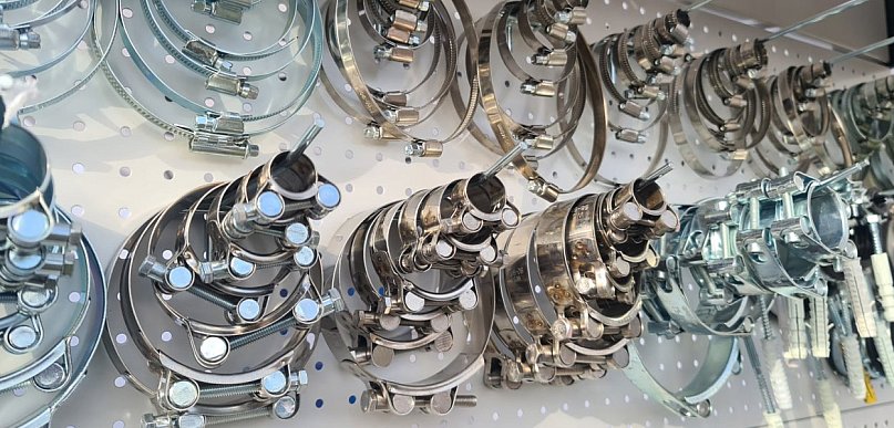 Systemy mocowań do instalacji przemysłowych i technicznych