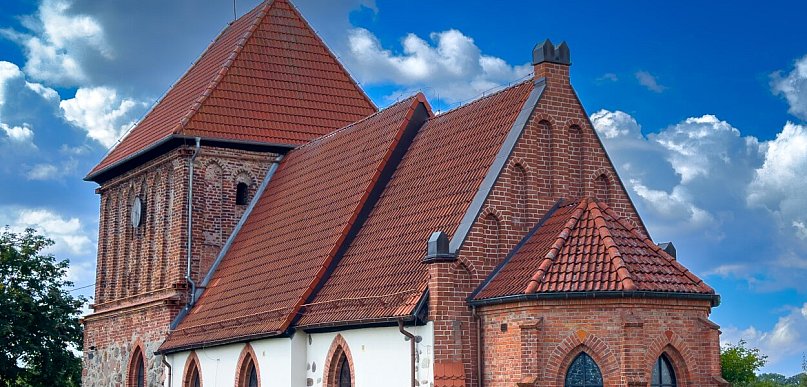 Zabytkowa wieża w Sierakowie odzyska dawny blask. Gmina sypnęła kasą!